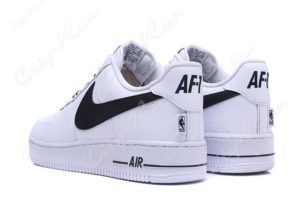 Nike Air Force 1 LV8 белые (35-44)