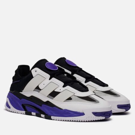 Фиолетовые кроссовки Adidas